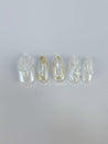 White and Gold Seashell Press on Nails